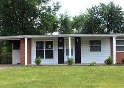 Pre-foreclosure in  APACHE DR Florissant, MO 63033