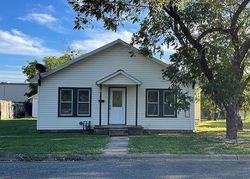 Pre-foreclosure in  SAUNDERS ST Gatesville, TX 76528