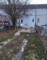 Pre-foreclosure in  BUNGALOW AVE Wilmington, DE 19805