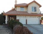 Pre-foreclosure in  RIDGE VIEW DR Apple Valley, CA 92307