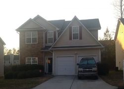 Pre-foreclosure in  FERNCREST PL Douglasville, GA 30135