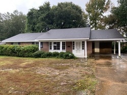 Pre-foreclosure in  CHURCHILL DR Montgomery, AL 36111