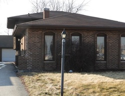 Pre-foreclosure in  DEKKER ST Lansing, IL 60438