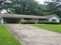 Pre-foreclosure in  WILLOW WAY Jackson, MS 39204