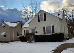 Pre-foreclosure in  CLEMENT AVE Maple Heights, OH 44137