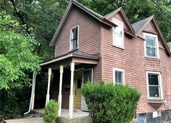 Pre-foreclosure in  SPRUCE ST Norwich, CT 06360