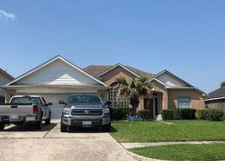 Pre-foreclosure in  DAEHNE DR Houston, TX 77014