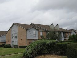 Pre-foreclosure in  COUNTRY CREEK DR  Houston, TX 77036