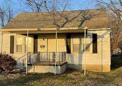 Pre-foreclosure in  CLAY ST Henderson, KY 42420