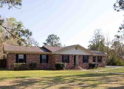 Pre-foreclosure in  TOURAINE DR Tallahassee, FL 32308