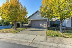 Pre-foreclosure in  SAN MARIN LN Sacramento, CA 95835