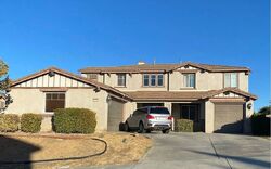 Pre-foreclosure in  CHARDONNAY AVE Palmdale, CA 93551