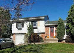 Pre-foreclosure in  PICKWICK DR N Syosset, NY 11791