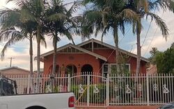 Pre-foreclosure in  E AVENUE 28 Los Angeles, CA 90031