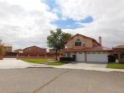 Pre-foreclosure in  CARDINAL CT Victorville, CA 92392