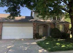 Pre-foreclosure in  CHAPLETON CT Saint Louis, MO 63135