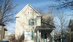 Pre-foreclosure in  MARY DAY AVE Pontiac, MI 48341