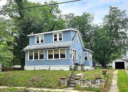 Pre-foreclosure in  ATLANTIC AVE Clementon, NJ 08021
