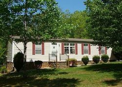 Pre-foreclosure Listing in VICTORIA DR AMHERST, VA 24521