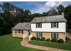 Pre-foreclosure in  CHARLEMAGNE RD Midlothian, VA 23114