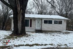 Pre-foreclosure in  W COURTLAND ST Peoria, IL 61615