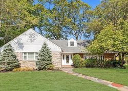 Pre-foreclosure in  BERKSHIRE RD Rockville Centre, NY 11570