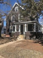 Pre-foreclosure in  PARKER ST Gardner, MA 01440