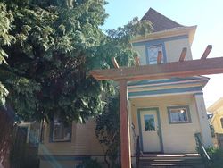 Pre-foreclosure in  BROOKLYN AVE NE Seattle, WA 98105