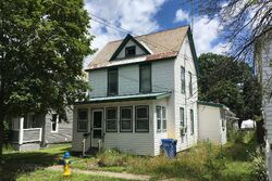  Murdock Ave, Glens Falls NY