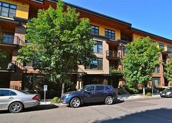 Pre-foreclosure in  NW RALEIGH ST UNIT 107 Portland, OR 97210