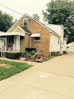 Pre-foreclosure in  CLOVER PL Buffalo, NY 14225