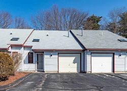 Pre-foreclosure Listing in STONEBRIDGE DR NASHUA, NH 03063