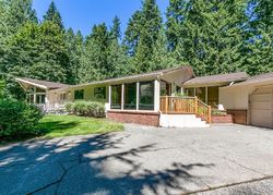 Pre-foreclosure in  AGATEWOOD RD NE Bainbridge Island, WA 98110