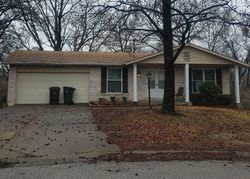 Pre-foreclosure in  OAK HILL CT Saint Peters, MO 63376