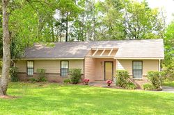 Pre-foreclosure in  DALE DR Hattiesburg, MS 39402