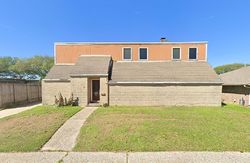 Pre-foreclosure in  PARK LN Galveston, TX 77551