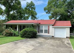 Pre-foreclosure in  JACKSON AVE Slocomb, AL 36375