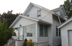 Pre-foreclosure in  W RIVERSIDE DR Atlantic City, NJ 08401