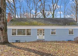 Pre-foreclosure in  BRADGATE RD Alexandria, VA 22308