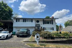 Pre-foreclosure in  SE CENTURION AVE Gresham, OR 97080