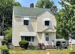 Pre-foreclosure in  GROSVENOR RD Cleveland, OH 44118