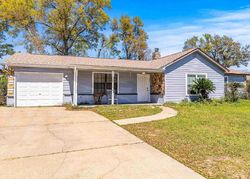 Pre-foreclosure in  WELLINGTON DR Milton, FL 32571
