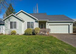 Pre-foreclosure in  E NATHAN DR Newberg, OR 97132