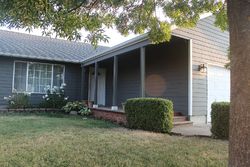 Pre-foreclosure in  SMITH ST Harrisburg, OR 97446