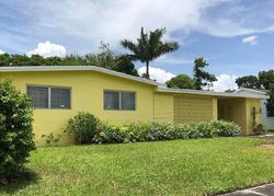 Pre-foreclosure in  EMERSON CIR Lake Worth, FL 33461