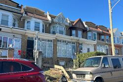 Pre-foreclosure in  N 9TH ST Philadelphia, PA 19141