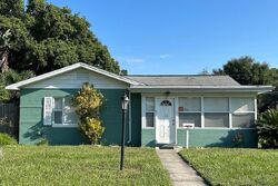 Pre-foreclosure in  SOUTHLAND RD Mount Dora, FL 32757