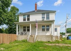 Pre-foreclosure in  HIGHLAND AVE Cumberland, RI 02864