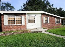 Pre-foreclosure in  N VALLE DR Tampa, FL 33612