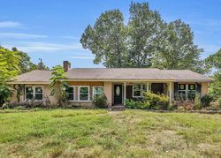 Pre-foreclosure in  LEWIS RD Nashville, TN 37221